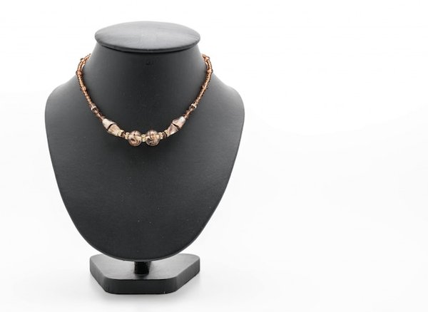 Quelles sont les vertus des bijoux en pierres brutes ?